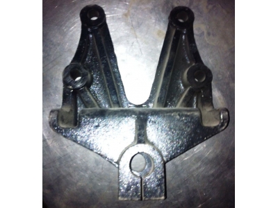 Кронштейн крепления передней рессоры передний 6х4 F J6 FAW (ФАВ) 2932441-80B/C для самосвала фото 1 Орск